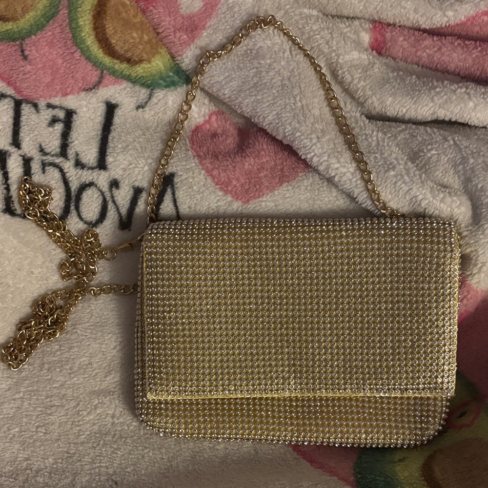 Elegant Gold Chain Clutch